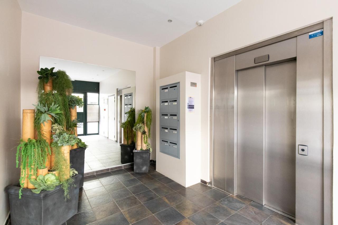 Pavillon Riviera Original Apartment Cannes Bagian luar foto