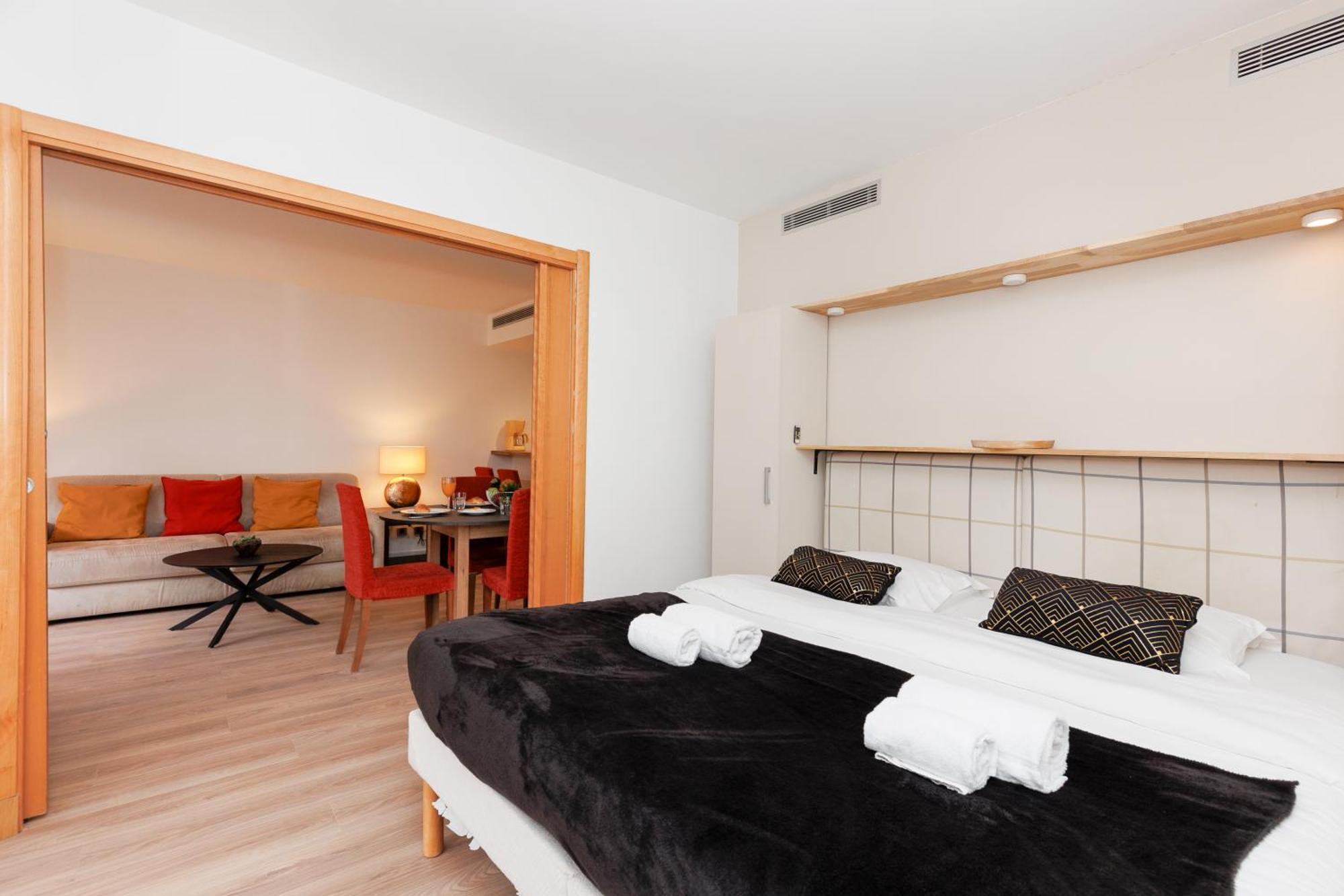 Pavillon Riviera Original Apartment Cannes Bagian luar foto