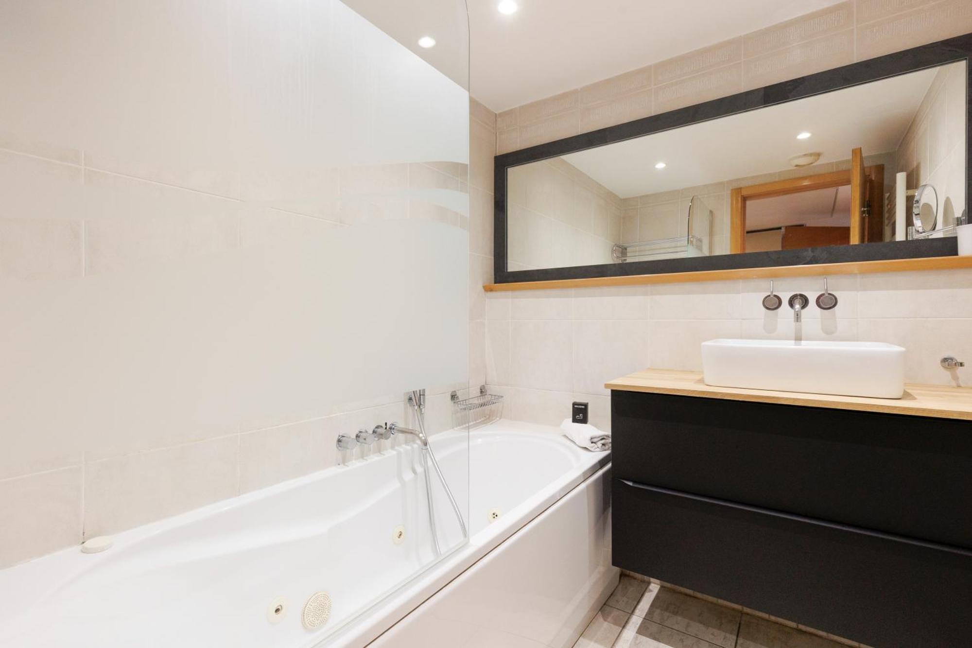 Pavillon Riviera Original Apartment Cannes Bagian luar foto