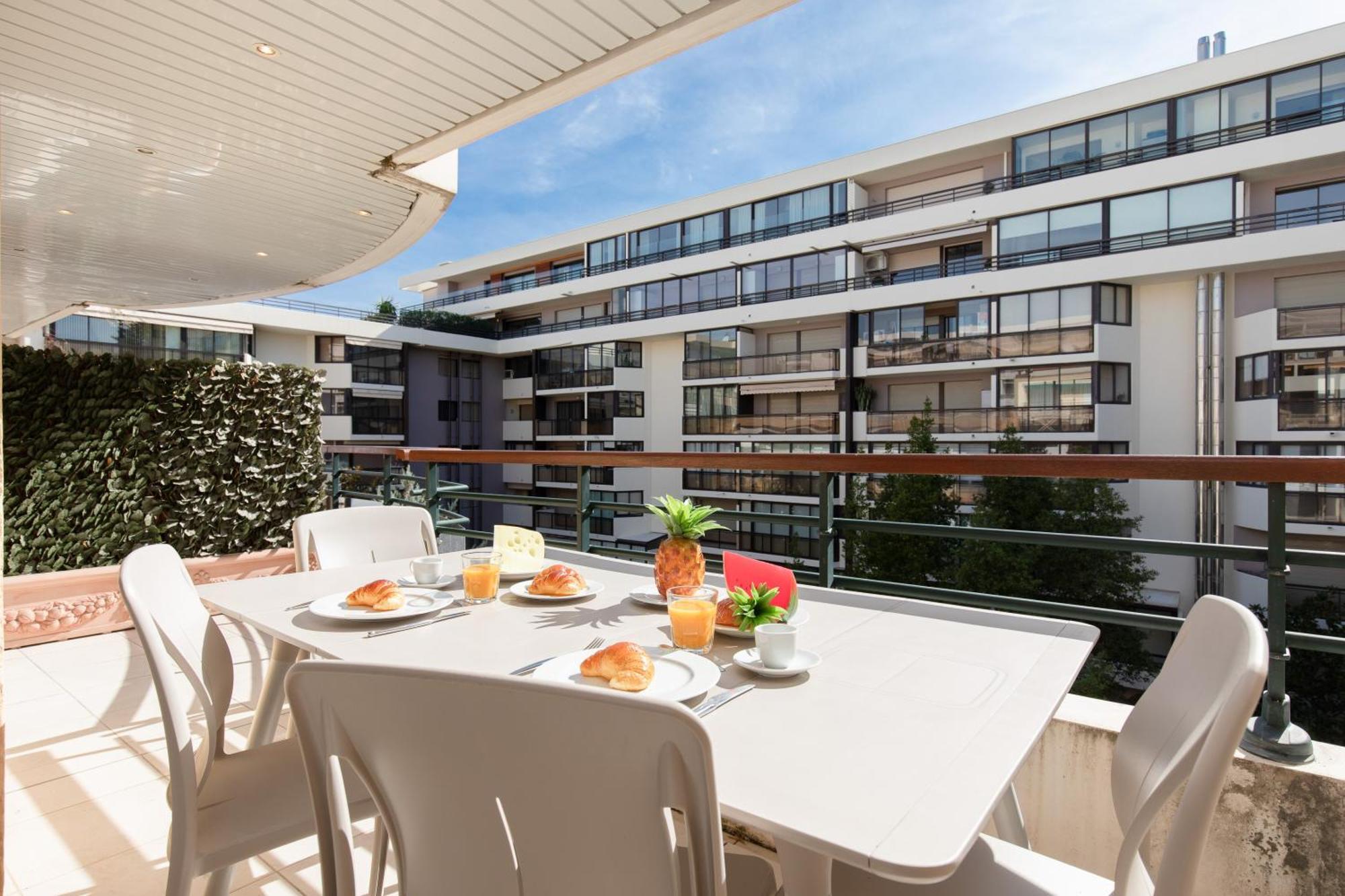 Pavillon Riviera Original Apartment Cannes Bagian luar foto