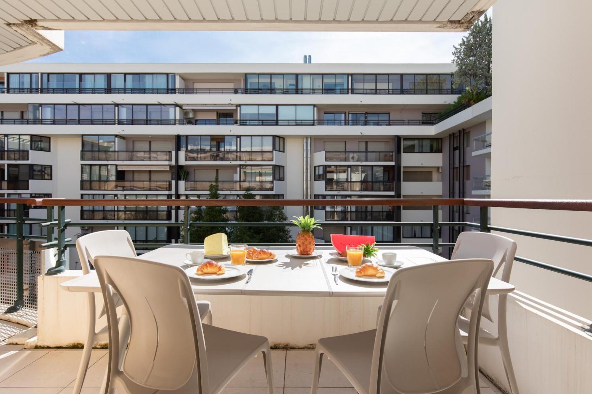 Pavillon Riviera Original Apartment Cannes Bagian luar foto